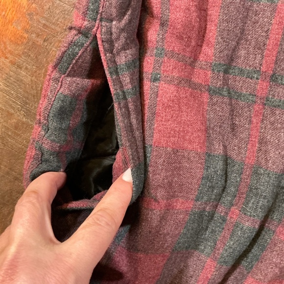 Wrangler Men’s Sherpa Lined Flannel Shirt Jacket Plaid Red Gray Size Large - Picture 9 of 9